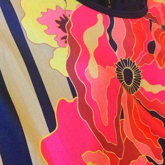 Edista Los Angeles Floral Printed Top - Picture 4 of 5